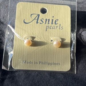Asnie Pearls Cream Stud Earrings